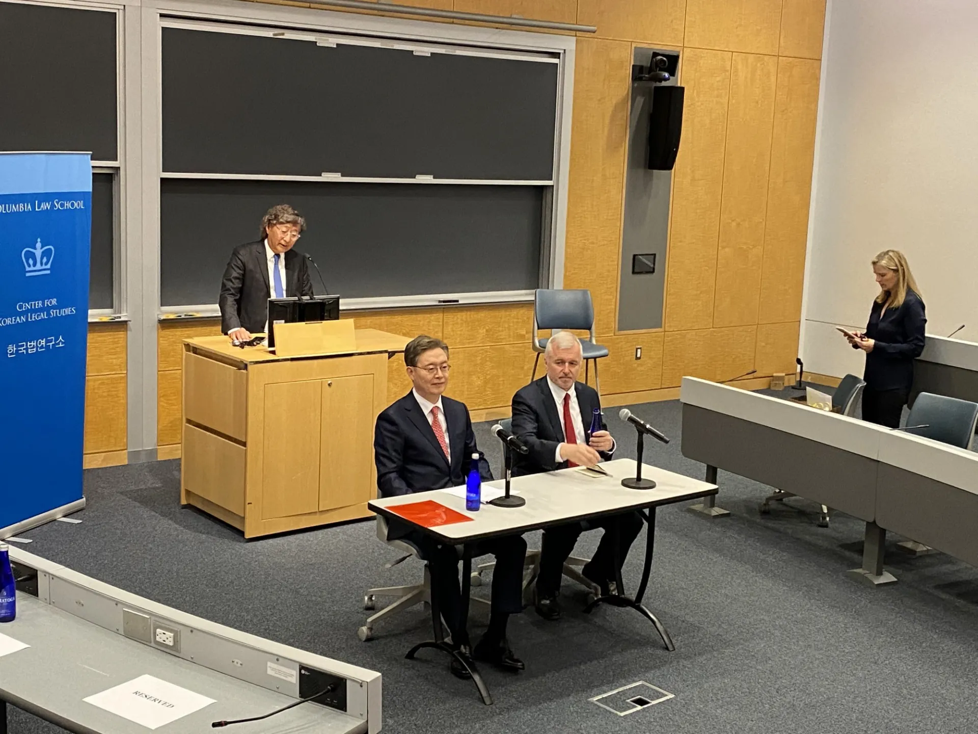 Ambassador JoonKook Hwang and Professor Thomas Christensen