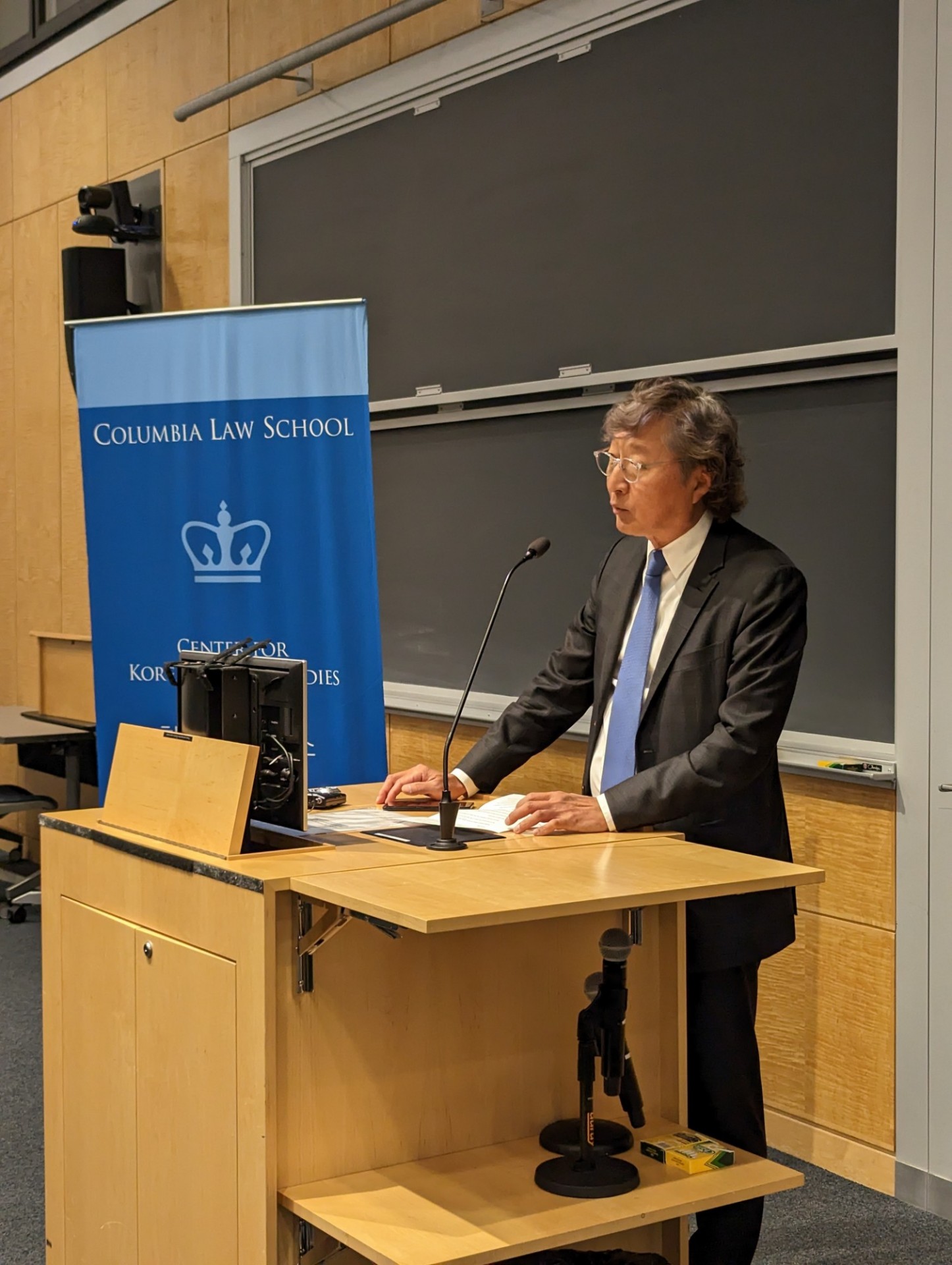 CKLS Director Jeong-Ho Roh CKLS Director Jeong-Ho Roh