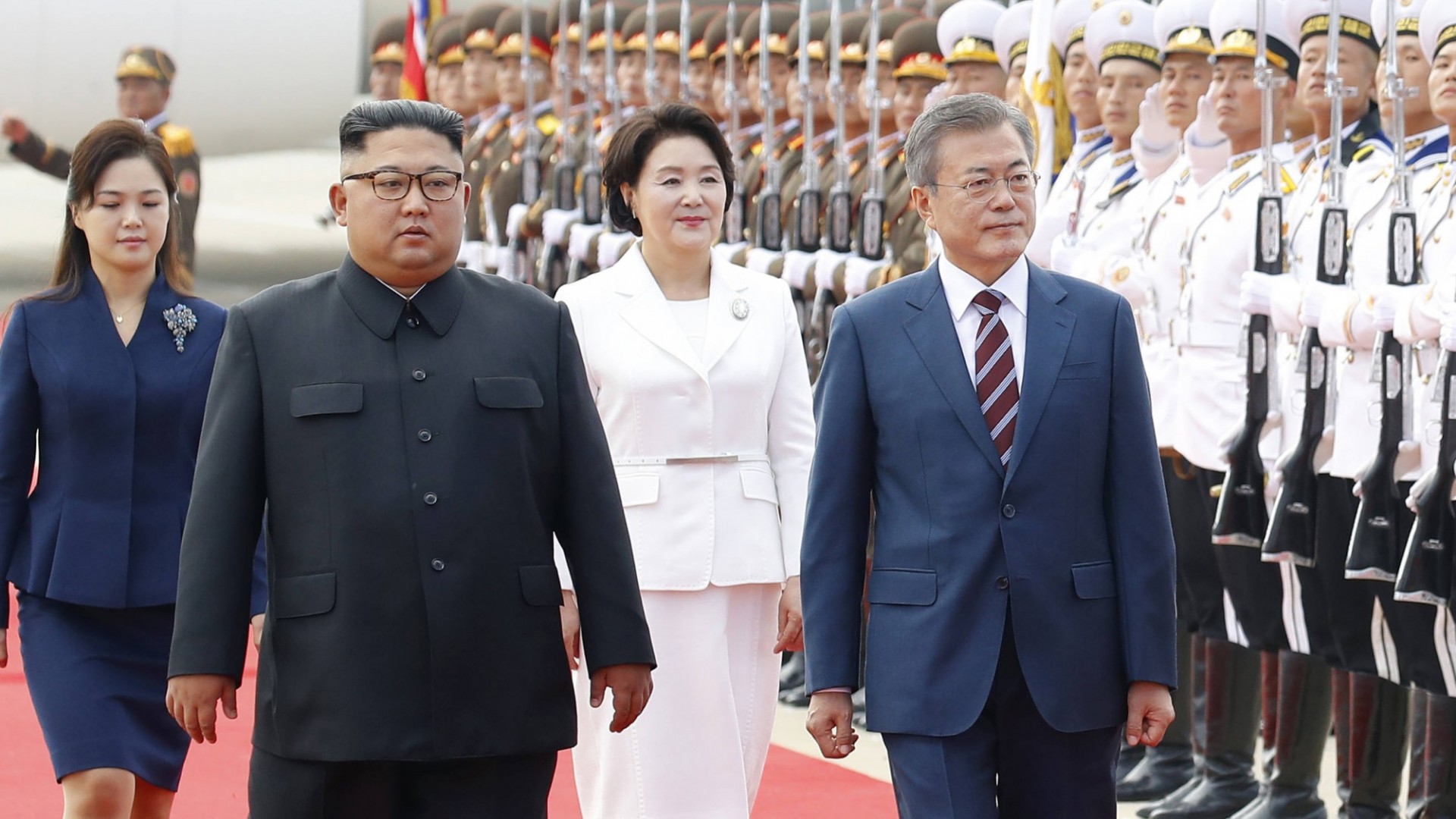 Moon and Kim in a car